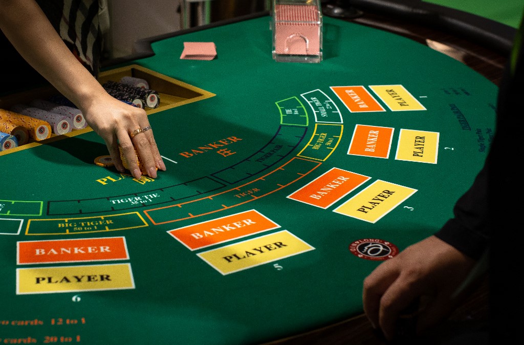 心理学原理如何影响博彩中的决策选择